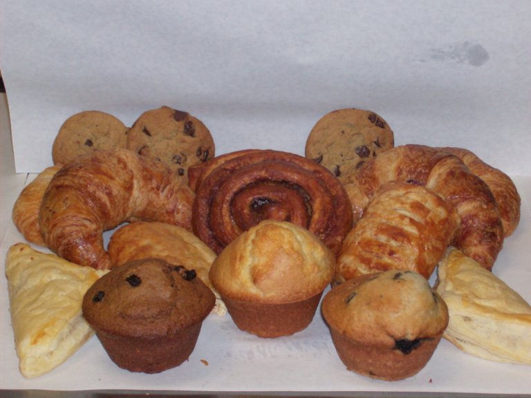 PHOTO GALLERY Friend’s Gourmet Deli located in Bellerose, NY